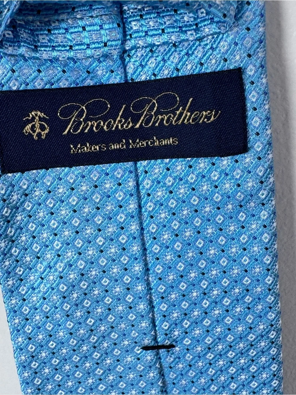 Brooks Brothers silk holes white
